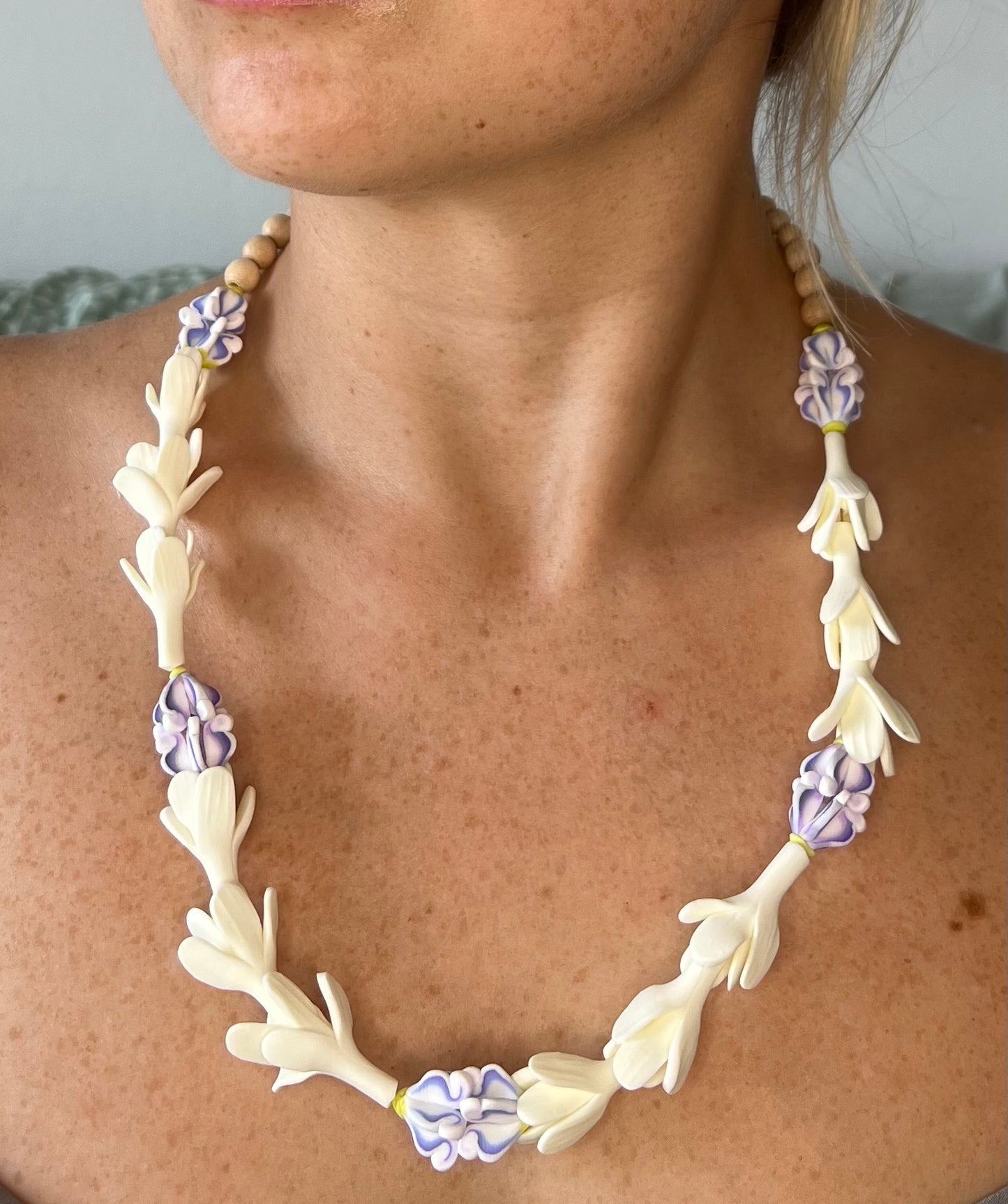 Pua Kalaunu and Tuberose Necklace