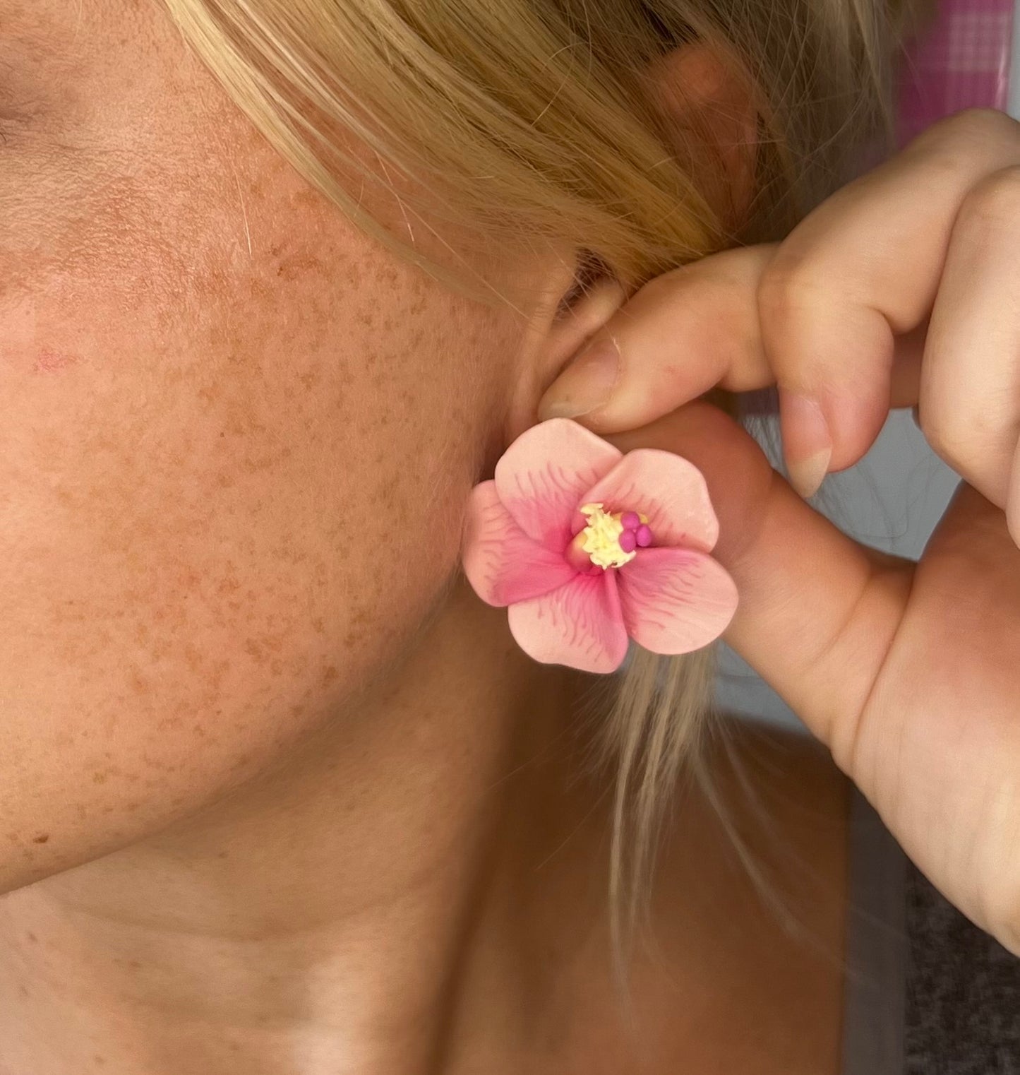Hibiscus Studs
