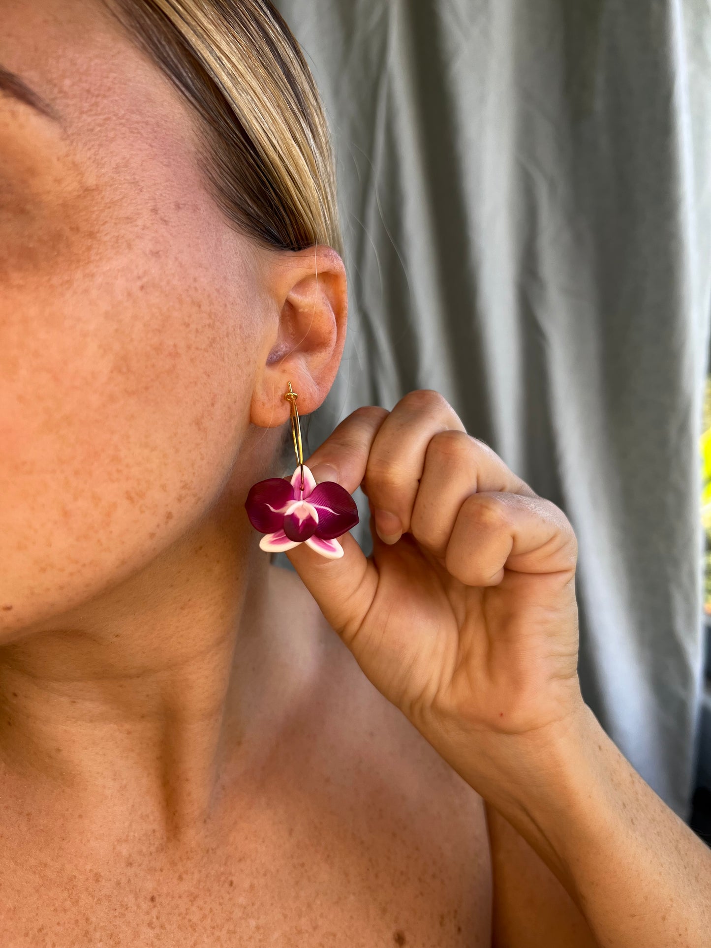 Small Orchid Hoop Purple