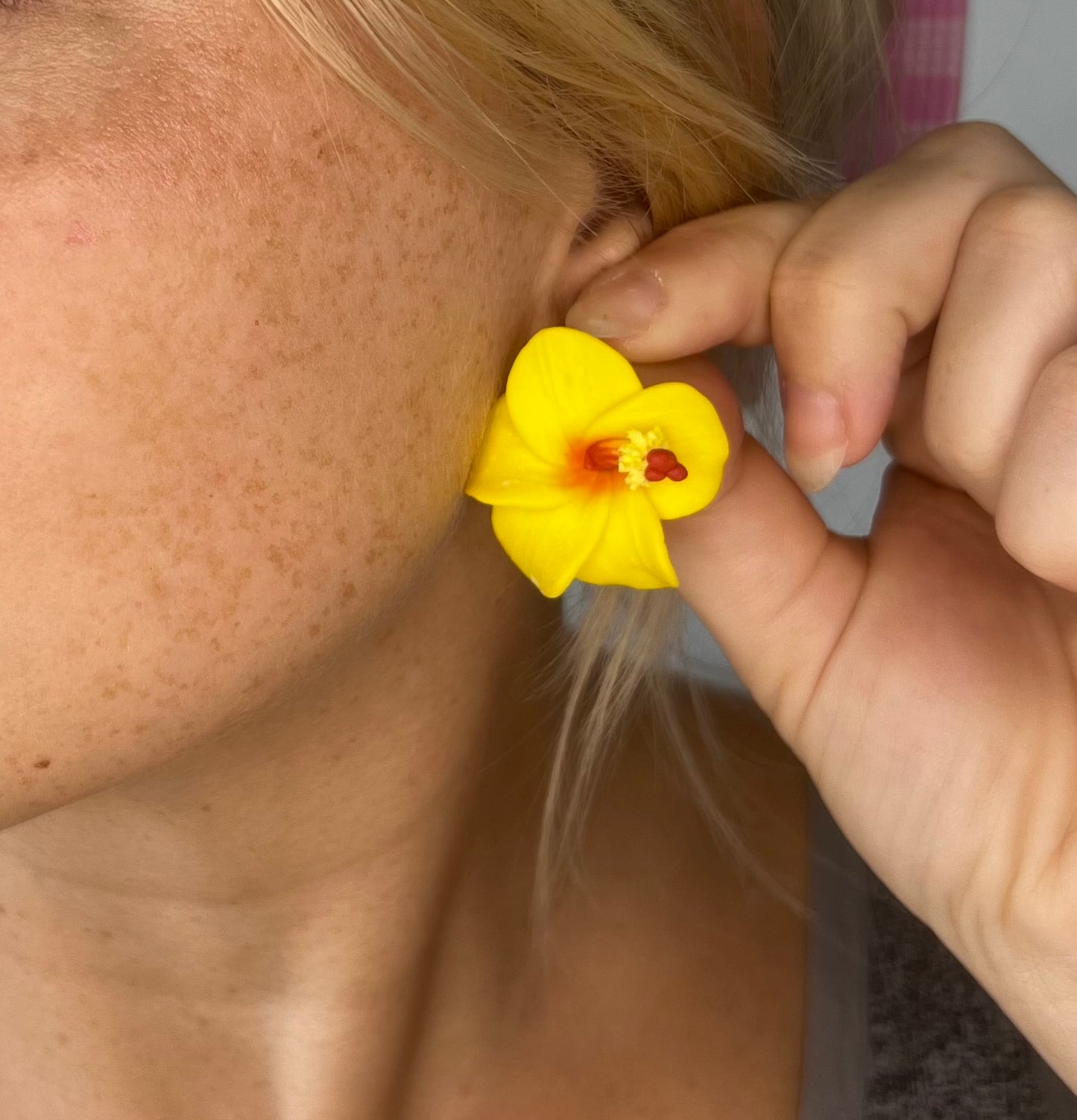 Hibiscus Studs