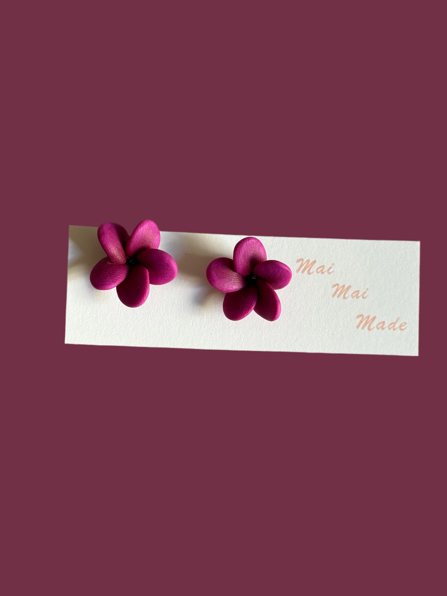 Mini Love Plumeria stud
