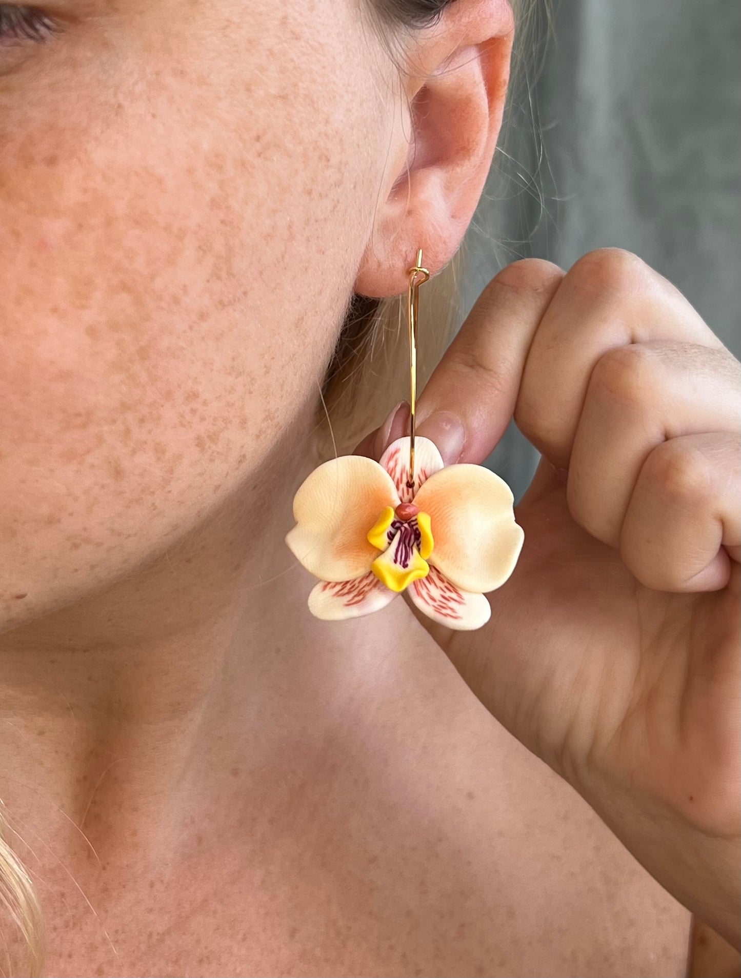 Sunset Variants Orchid Hoops