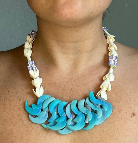 Blue Jade Pua Kalaunu & Tuberose Lei Necklace