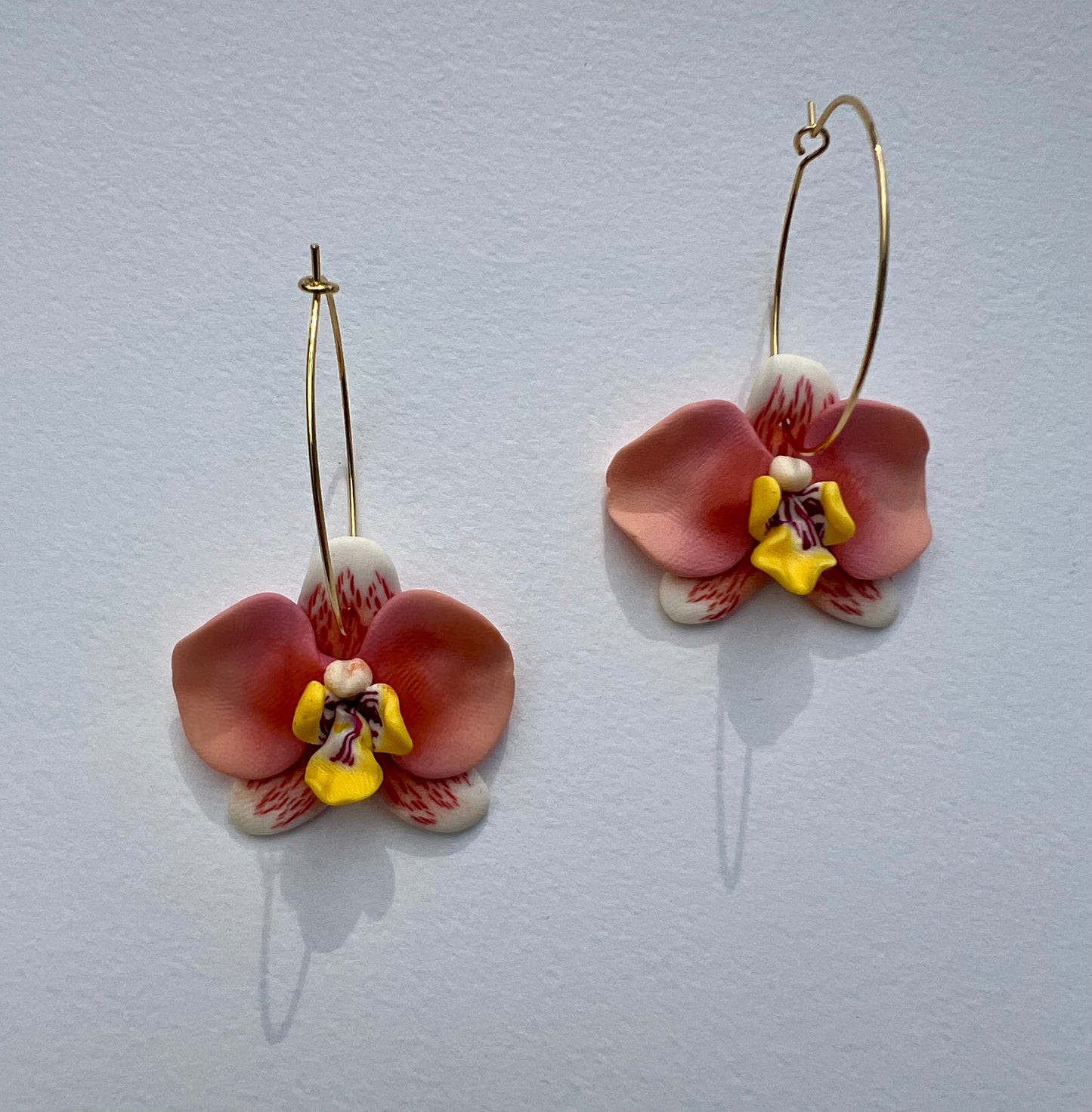 Sunset Variants Orchid Hoops