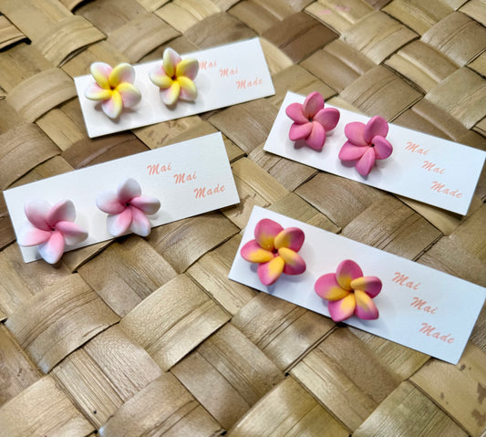 Mini Plumeria Stud