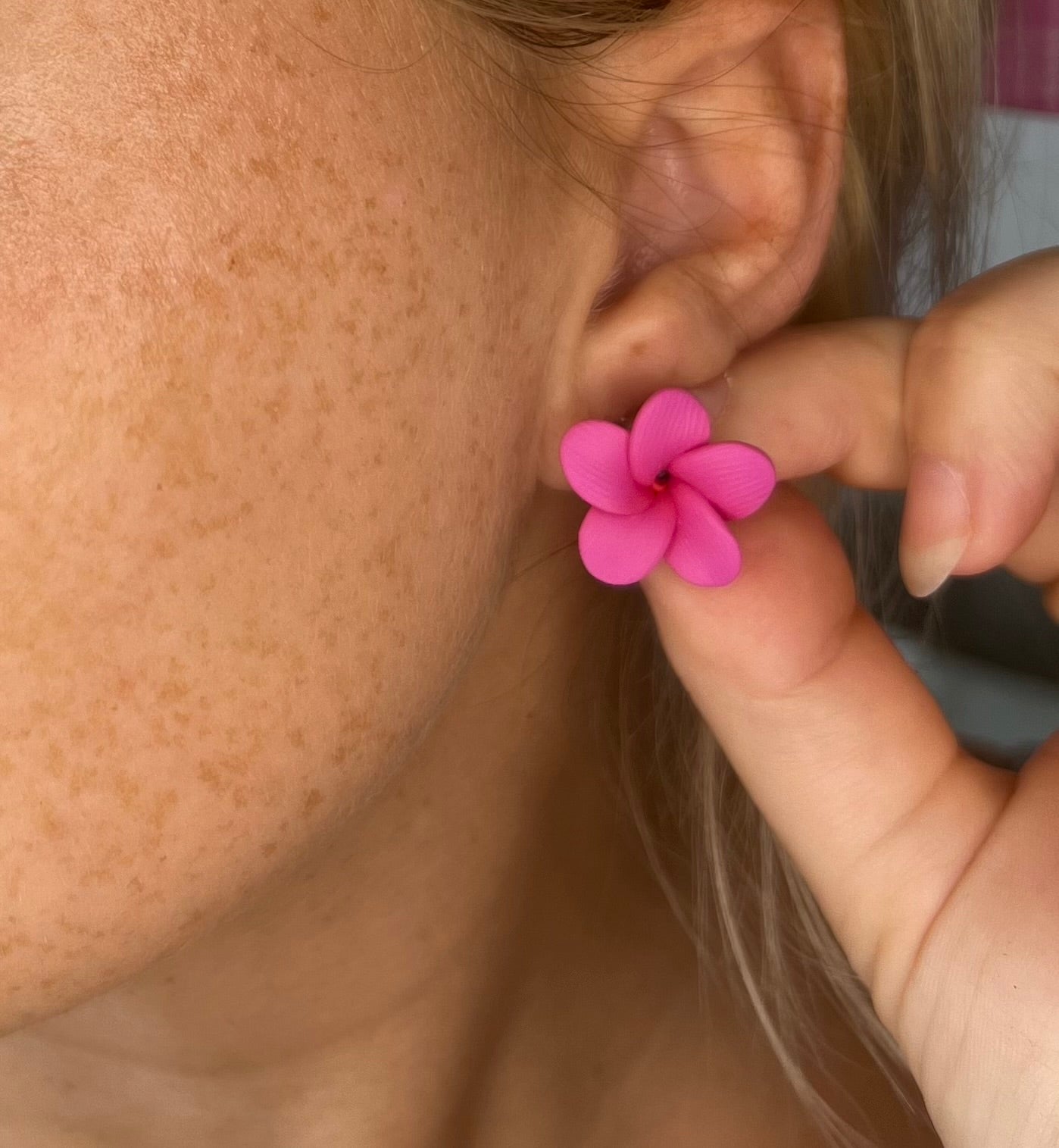 Mini Stud Hot Pink Plumeria
