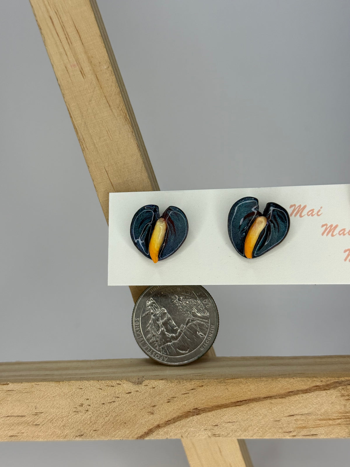 Anthurium Studs Mini